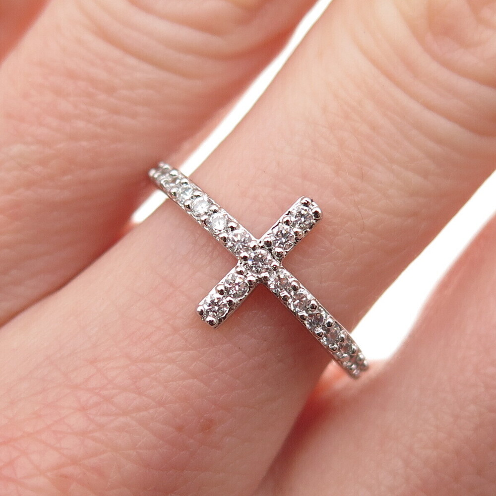 925 Sterling Silver Round-Cut C Z Cross Ring Size 6.25